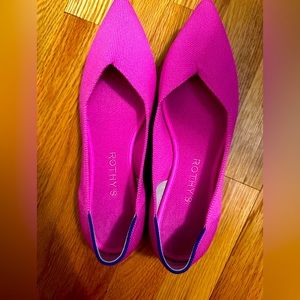 Rothy’s dragon fruit size 8